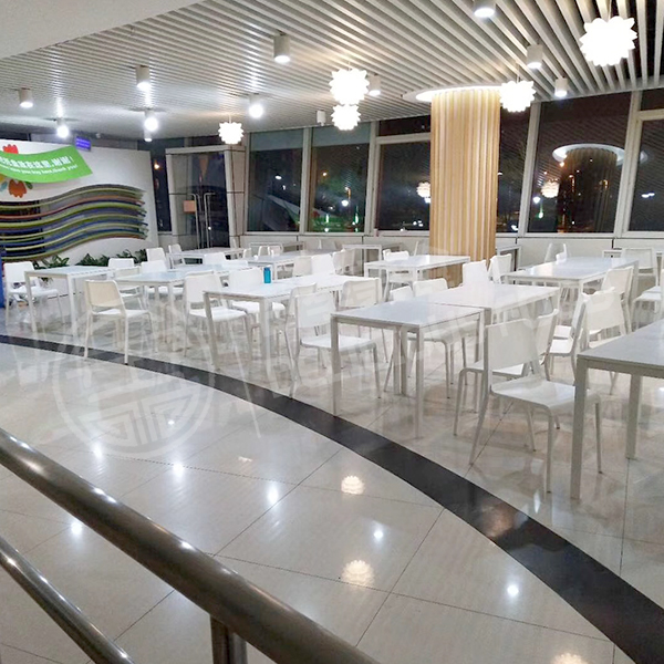 青少年活动中心